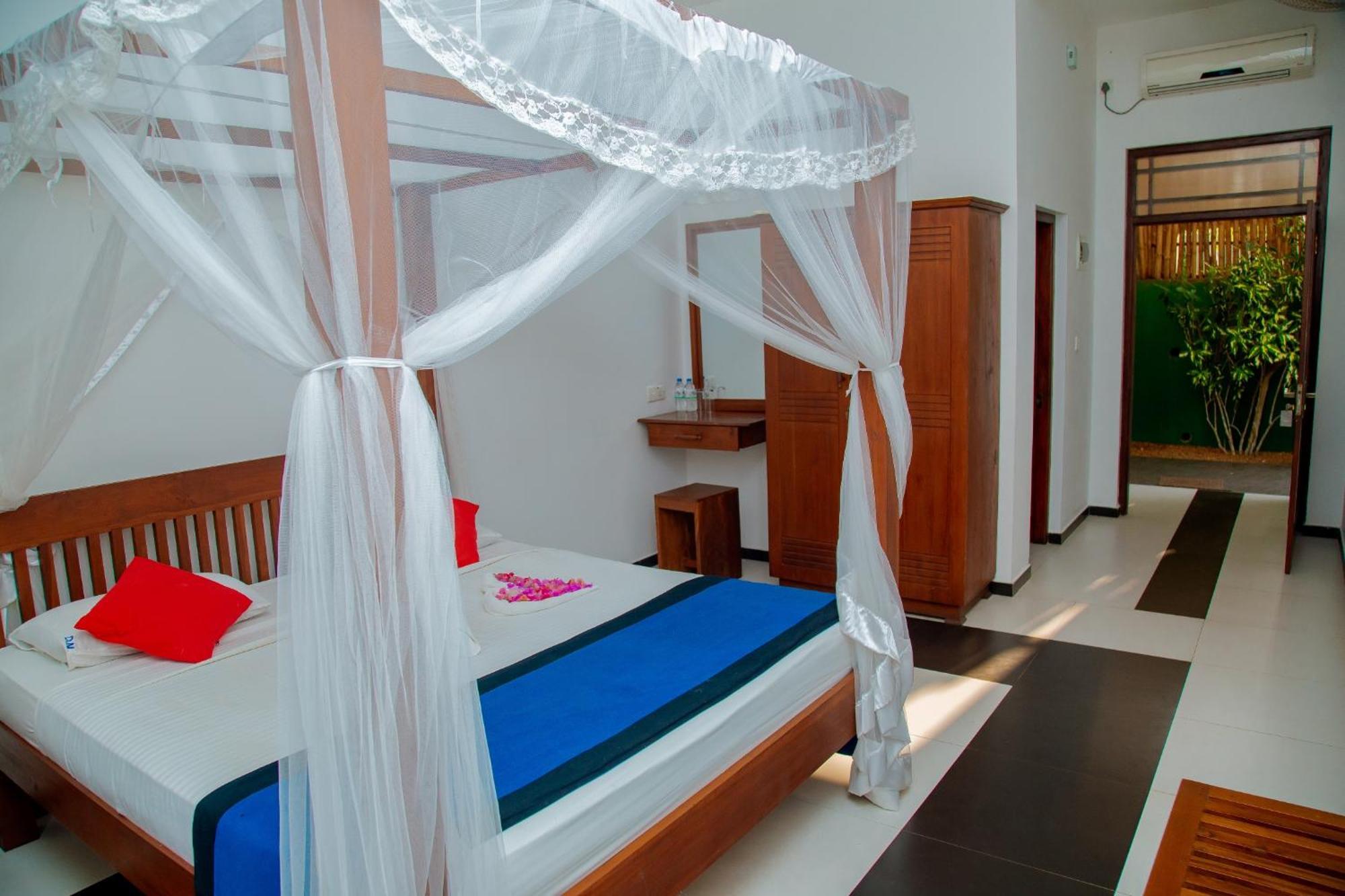 Rockery Villa Ayurveda Bentota Bagian luar foto