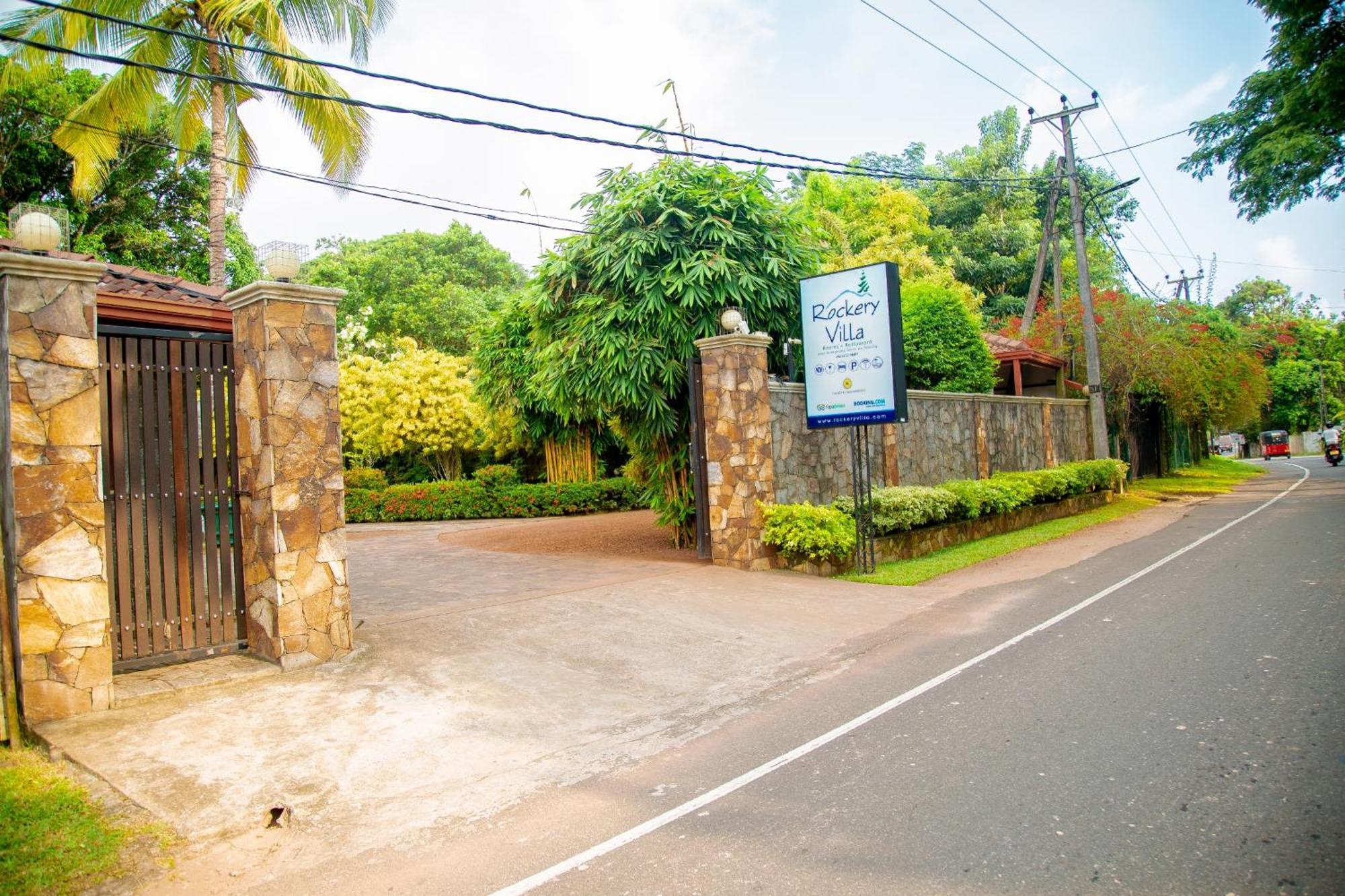 Rockery Villa Ayurveda Bentota Bagian luar foto