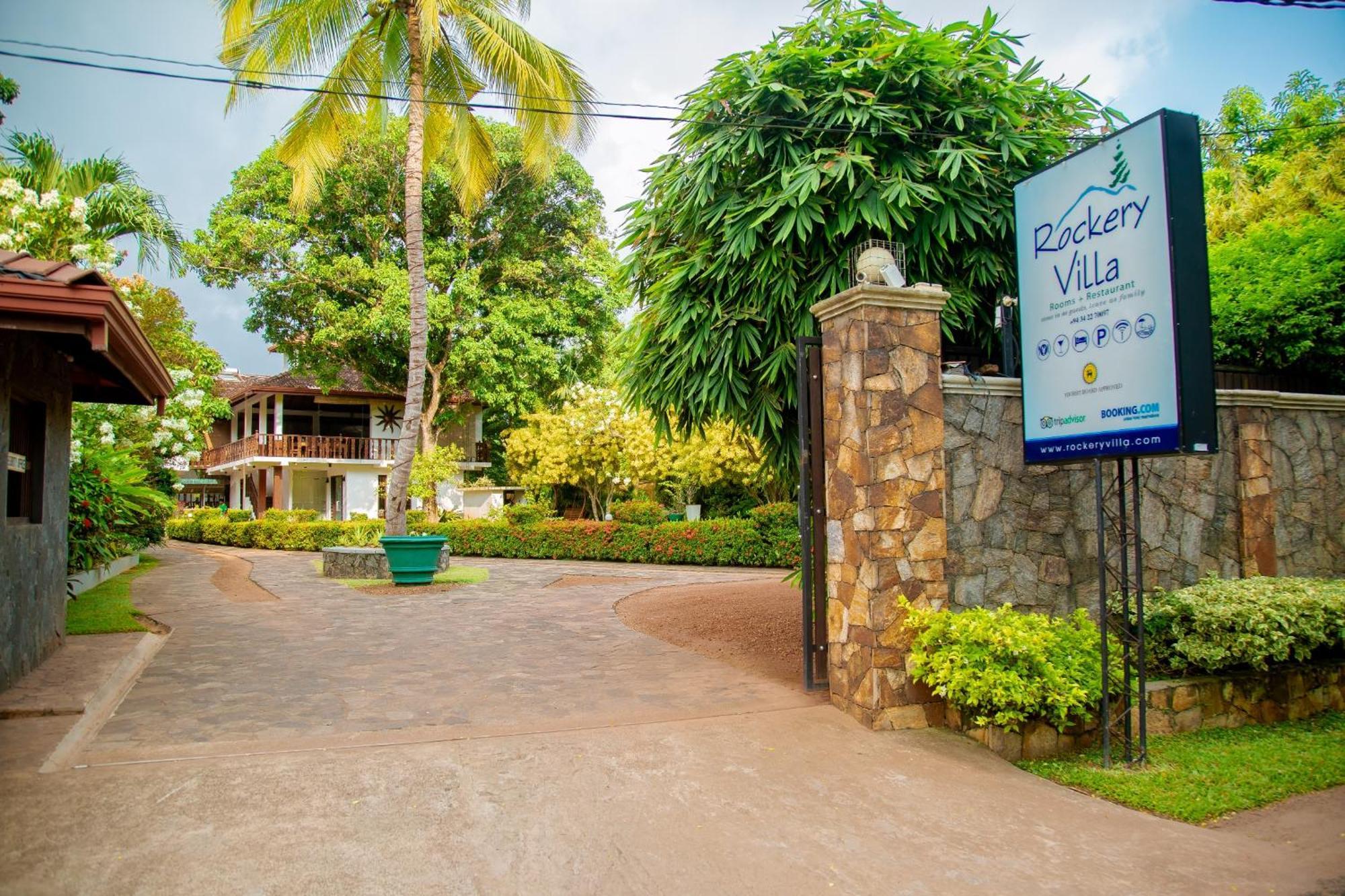 Rockery Villa Ayurveda Bentota Bagian luar foto